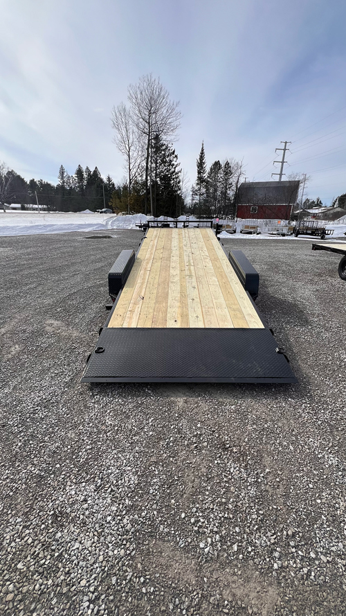 2026 Quality Steel & Aluminum 83x20 Hydraulic Tilt Car Hauler 7K, Model 8320TILTCH7K, VIN 5LEB1CH26T1252917, featuring Black Mod rims, a single 2×12 hydraulic tilt cylinder, and 8’ stand-up ramps